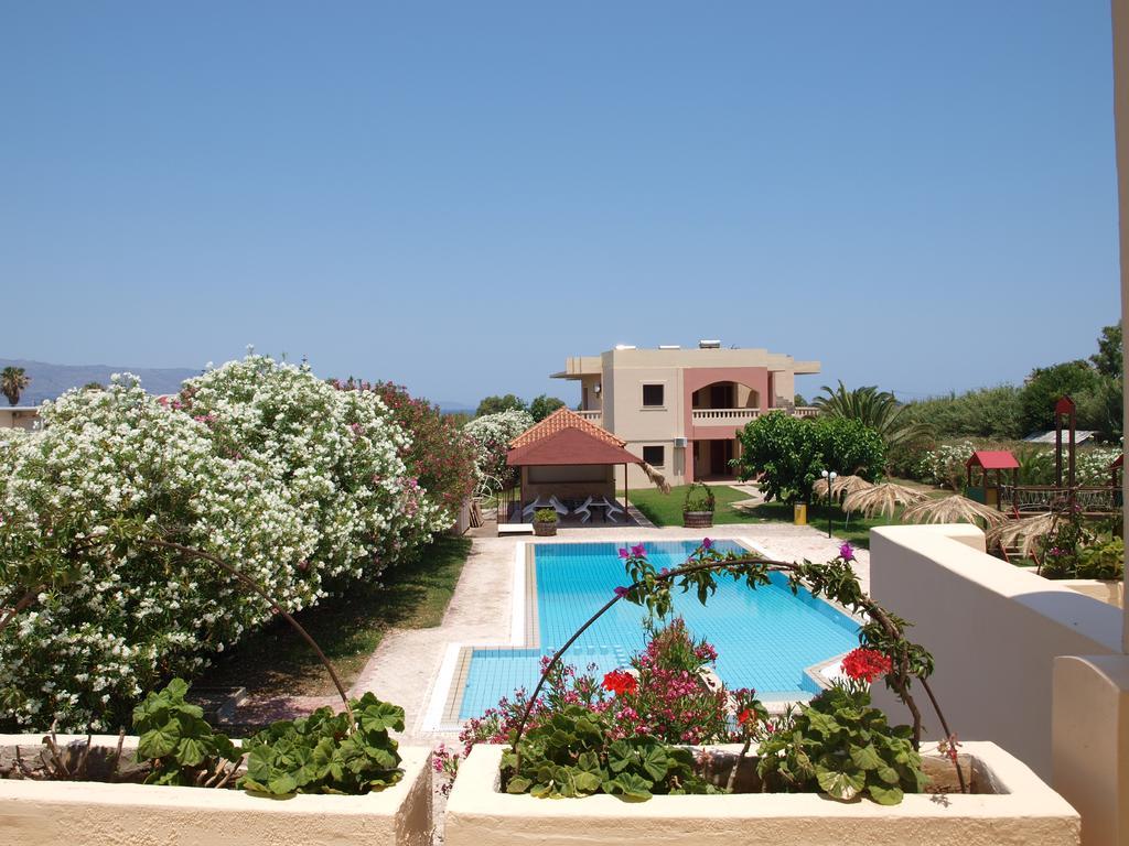Villa Rita Apartments A Tavronitis  Ngoại thất bức ảnh