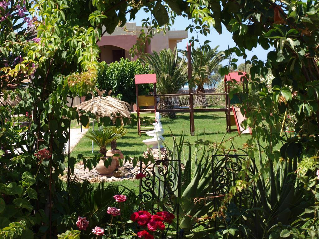 Villa Rita Apartments A Tavronitis  Ngoại thất bức ảnh