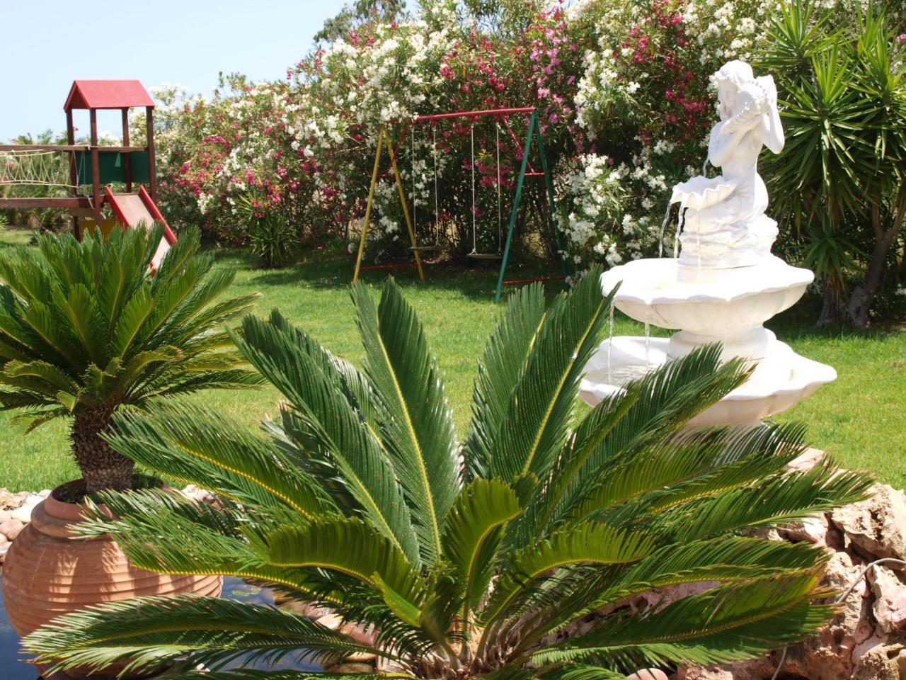 Villa Rita Apartments A Tavronitis  Ngoại thất bức ảnh